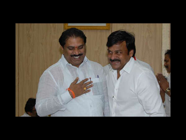 జగన్ పార్టీతో గుసగుసలు: లిస్ట్లో కావూరి, విష్ణు?