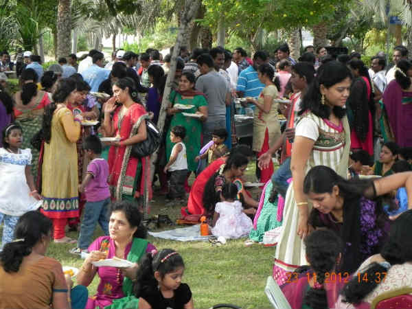 దుబాయ్లో వనభోజనాల సందడి
