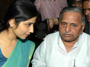 Dimple Yadav - Mulayam Singh Yadav Dimple Yadav - Mulayam Singh Yadav