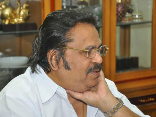 చిరుపై దాసరి ఘాటు వ్యాఖ్యల వెనుక..!?