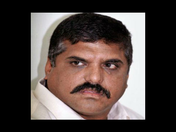న్యూ ఇయర్లోకి మన నేతలు ఇలా ఎంటరయ్యారు!!!