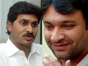 YS Jagan j- Akbaruddin Owaisi YS Jagan j- Akbaruddin Owaisi