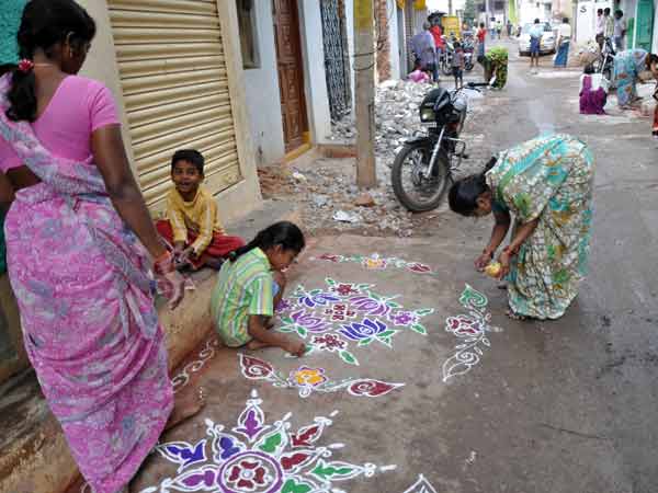 ఫొటోలు: సంక్రాంతి సంబరాల రంగులు