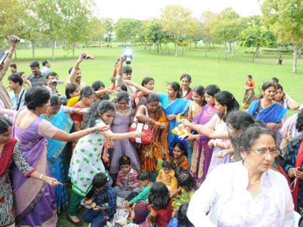 దుబాయ్లో సంక్రాంతి వేడుకలు (ఫొటోలు)