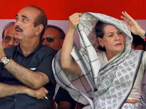 Gulam Nabi Azad - Sonia Gandhi Gulam Nabi Azad - Sonia Gandhi