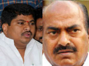 Ponnam Prabhakar - JC Diwakar Reddy Ponnam Prabhakar - JC Diwakar Reddy