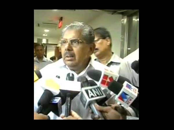 పిక్చర్స్: తెలంగాణపై ఆ ముగ్గురే