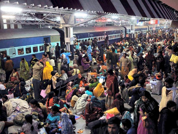 తొక్కిసలాట: కుంభమేళా విషాద చిత్రాలు