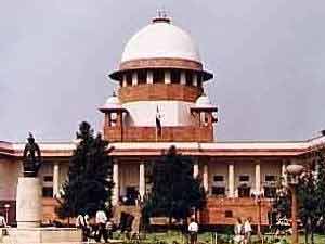 Supreme Court extends stay on executing Veerappan aides Supreme Court extends stay on executing Veerappan aides