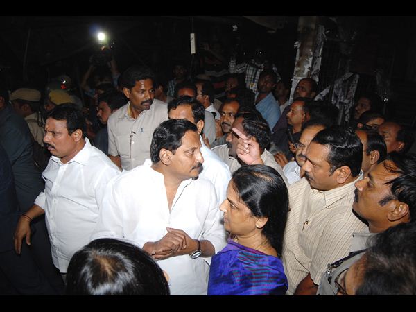 'నగరంలో పేలుళ్లు!': కిరణ్కు తెలిసిందిలా..