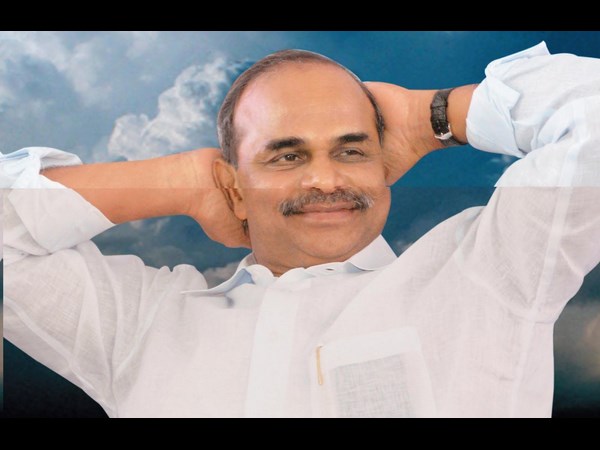 తారుమారు: కాంగ్లో 'జగన్' గజిబిజి(పిక్చర్స్)