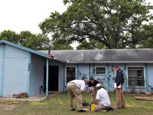 Florida Man swallowed by Sinkhole under Bedroom Florida Man swallowed by Sinkhole under Bedroom