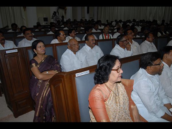 చిత్రాలు: స్థాయీ సంఘాలపై అవగాహన