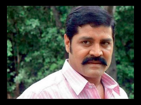 జగన్పై టాలీవుడ్ మమకారం!(పిక్చర్స్)