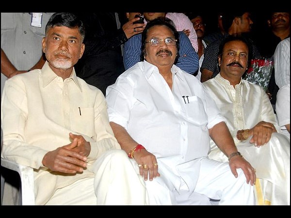 జగన్పై టాలీవుడ్ మమకారం!(పిక్చర్స్)