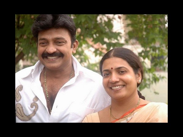 జగన్పై టాలీవుడ్ మమకారం!(పిక్చర్స్)