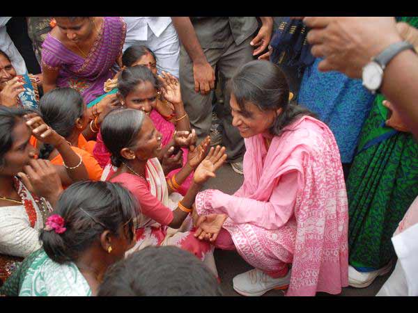 ఫొటోలు: చిరు పార్టీలాగే జగన్ పార్టీ