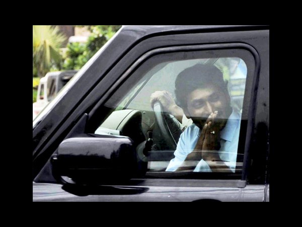 హీరో నుండి..: రెండేళ్ల జగన్ పార్టీ ప్రస్థానం