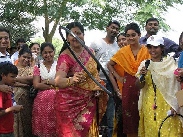 దుబాయ్: పదేళ్ల వాసవి కృప