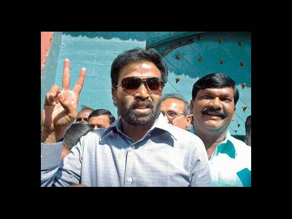 ఊరట ఎవరికో? ఊరడింపు ఎవరికో? (పిక్చర్స్)