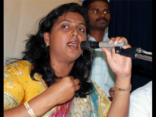 పిక్చర్స్: పొలిటికల్ క్రాస్రోడ్స్లో సినీ తారలు