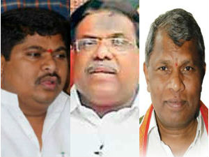Telangana MPs secret meeting Telangana MPs secret meeting