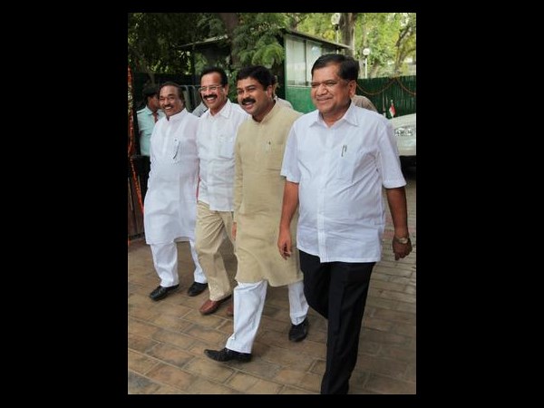 గెలుపు అంత సులువేం కాదు!(పిక్చర్స్)