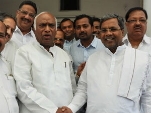 Karnataka: 28 ministers sworn into Siddaramaiah Cabinet Karnataka: 28 ministers sworn into Siddaramaiah Cabinet