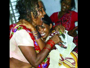 Bihar: 11 children die after having mid-day meal Bihar: 11 children die after having mid-day meal