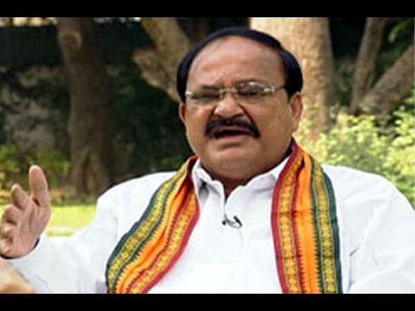 వెంకయ్య నాయుడు