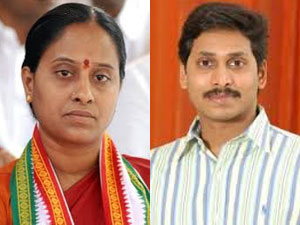 Konda Surekha and Ys Jagan Konda Surekha and Ys Jagan