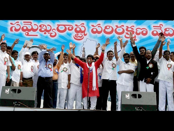 గజల్ శ్రీనివాస్ ఇతరులు