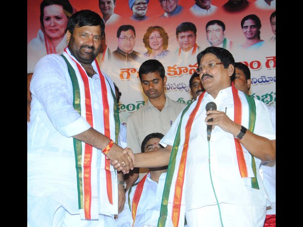 సర్వేతో చేయి కలిపిన కూన
