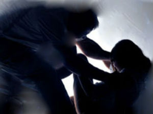 Sambalpur couple shoots tribal maid’s nude video, faces arrest Sambalpur couple shoots tribal maid’s nude video, faces arrest