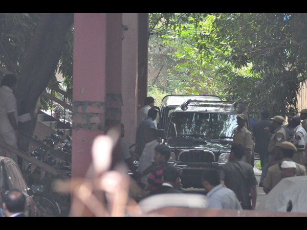 జగన్ 1