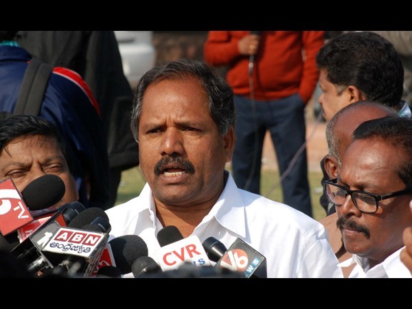 నిమ్మల కిష్టప్ప విమర్శలు..