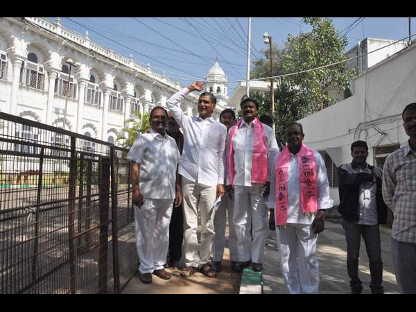 హరీష్ రావు స్లోగన్