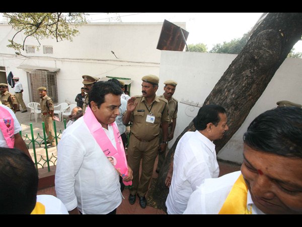 కెటిఆర్