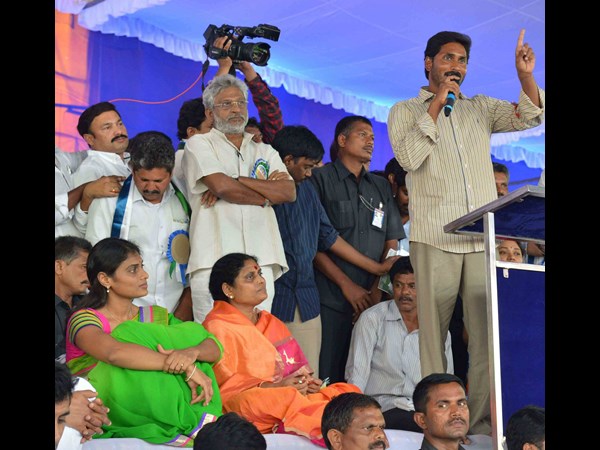 వైయస్ జగన్