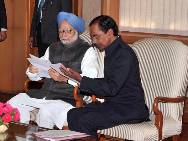 KCR meets Prime Minister Manmohan Singh KCR meets Prime Minister Manmohan Singh