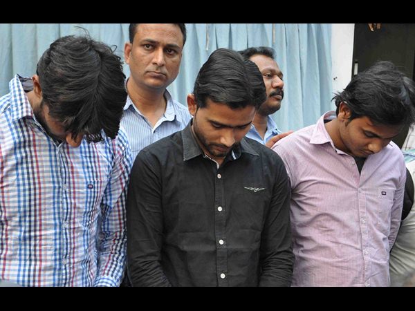 నిందితులు