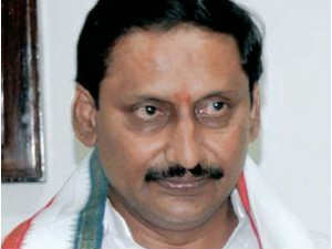 Seemandhra Congress leaders target Kiran Seemandhra Congress leaders target Kiran