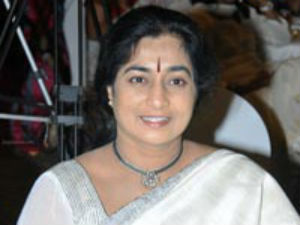 Padmini lashes out at Jagga Reddy Padmini lashes out at Jagga Reddy