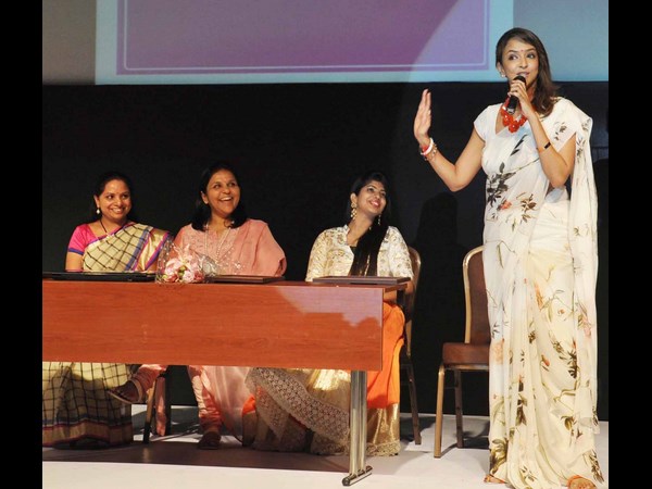 ఐ యామ్ ఏ లేడీ