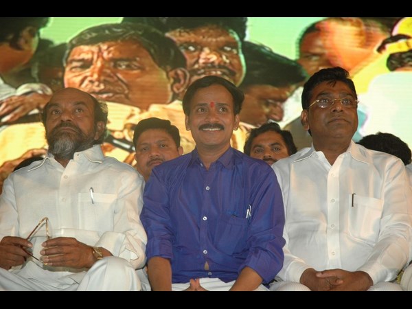 చంద్రబాబు గాలం, వేణుమాధవ్ చురకలు (పిక్చర్స్)