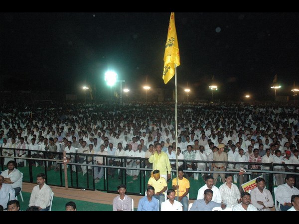 చంద్రబాబు గాలం, వేణుమాధవ్ చురకలు (పిక్చర్స్)