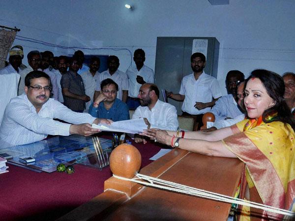 హేమమాలిని