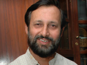Prakash Javadekar resumes talks with Chandrababu Prakash Javadekar resumes talks with Chandrababu