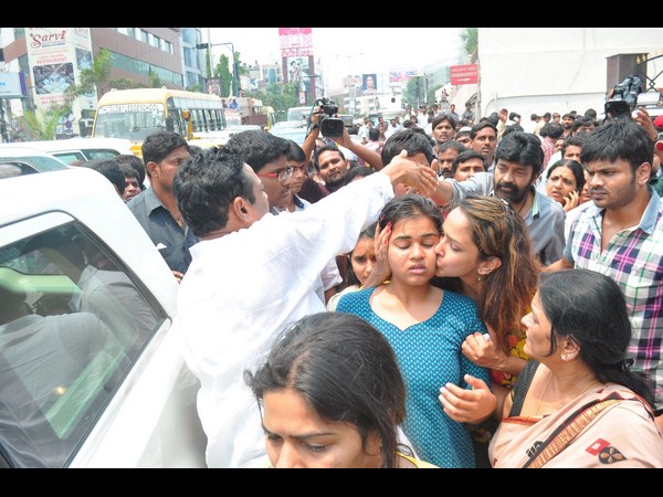 మంచు మనోజ్, రాజశేఖర్