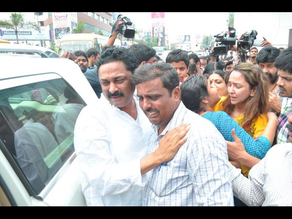 కన్నీటి పర్యాంతమైన భూమన
